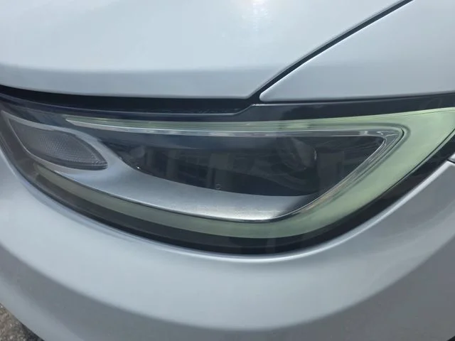 Used 2022 White Chrysler Touring L image 32