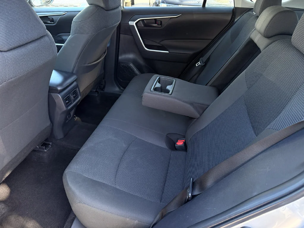 Used 2025  Toyota LE image 18