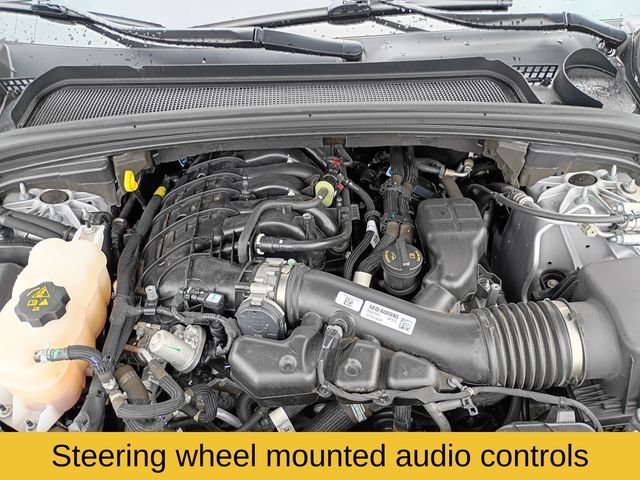 Used 2023 Silver Jeep Limited image 21