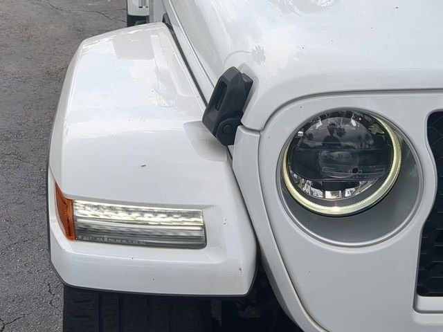 Used 2023 White Jeep Sahara 4xe image 10