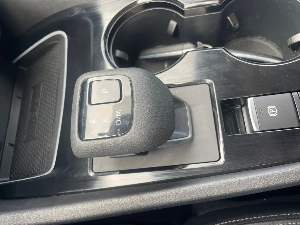 Used 2024 Gray Nissan SL image 18