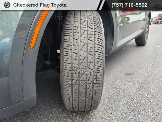 Used 2022 Aruba Green Kia S image 10