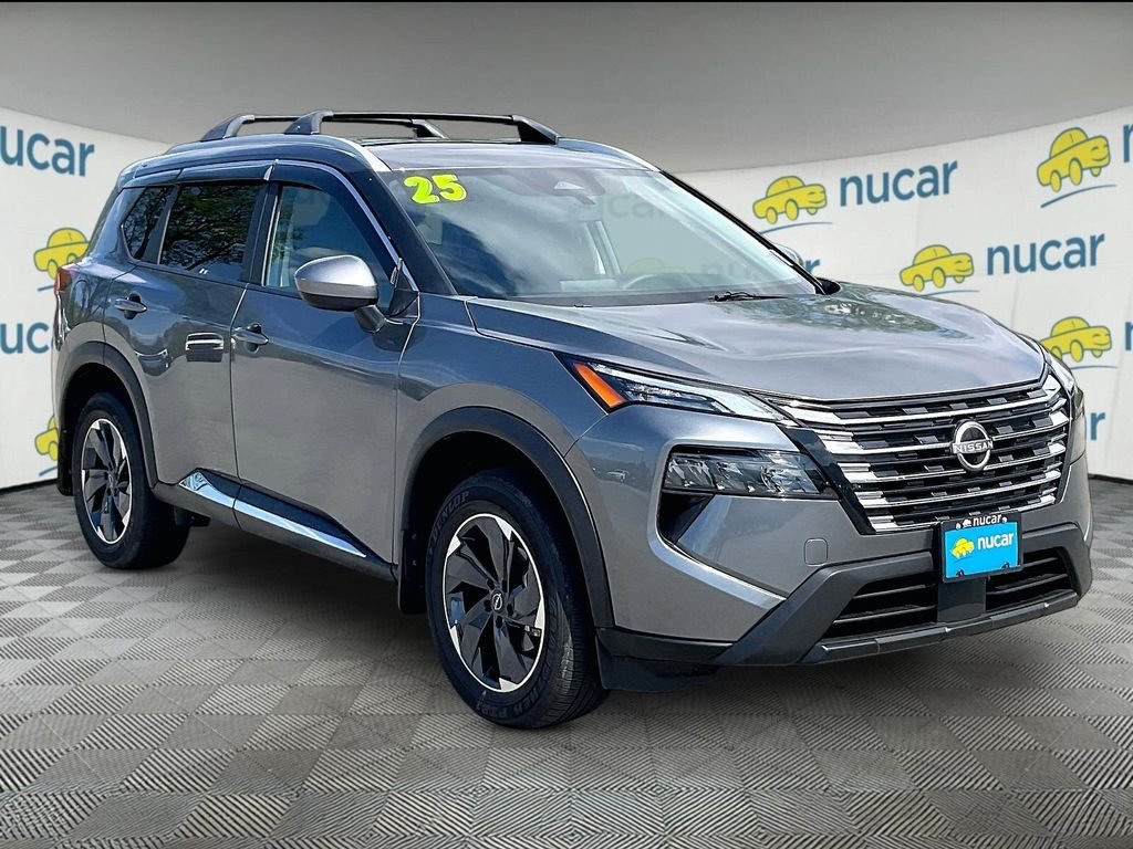 2025 Nissan Rogue SV AWD's photo