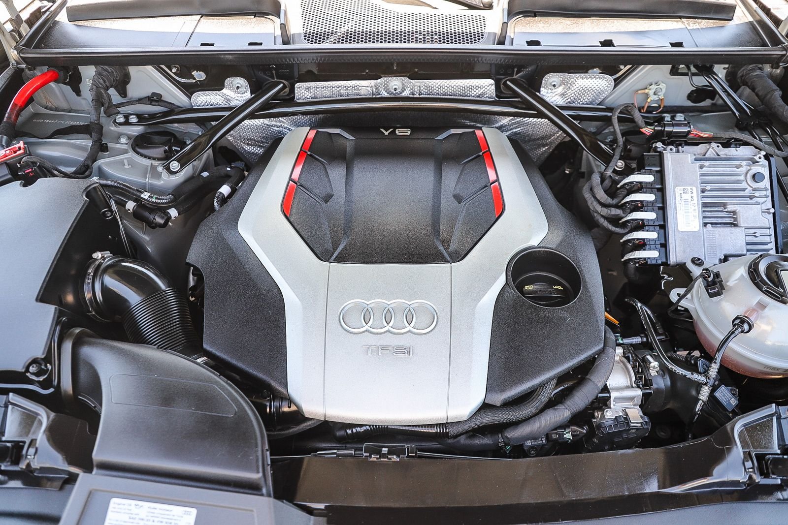 Used 2020 Gray Audi 3.0T Premium Plus image 27