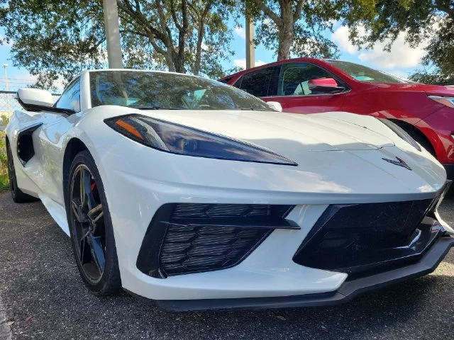 Used 2024 Arctic White Chevrolet 1LT image 2