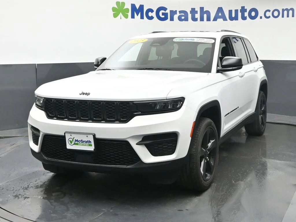 Used 2023 White Jeep Altitude X image 20