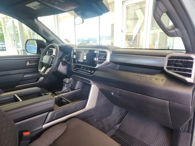 Certified Used 2025  Toyota SR5 image 25