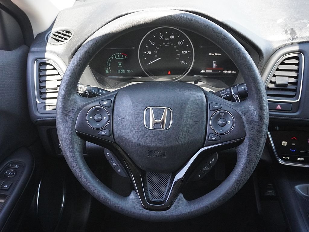 Used 2021 White Honda EX image 36