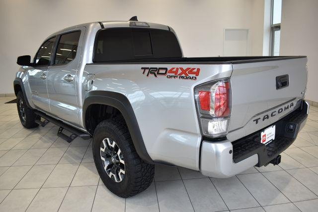 Certified Used 2022 CELESTIAL SILVER METALLIC Toyota  image 6