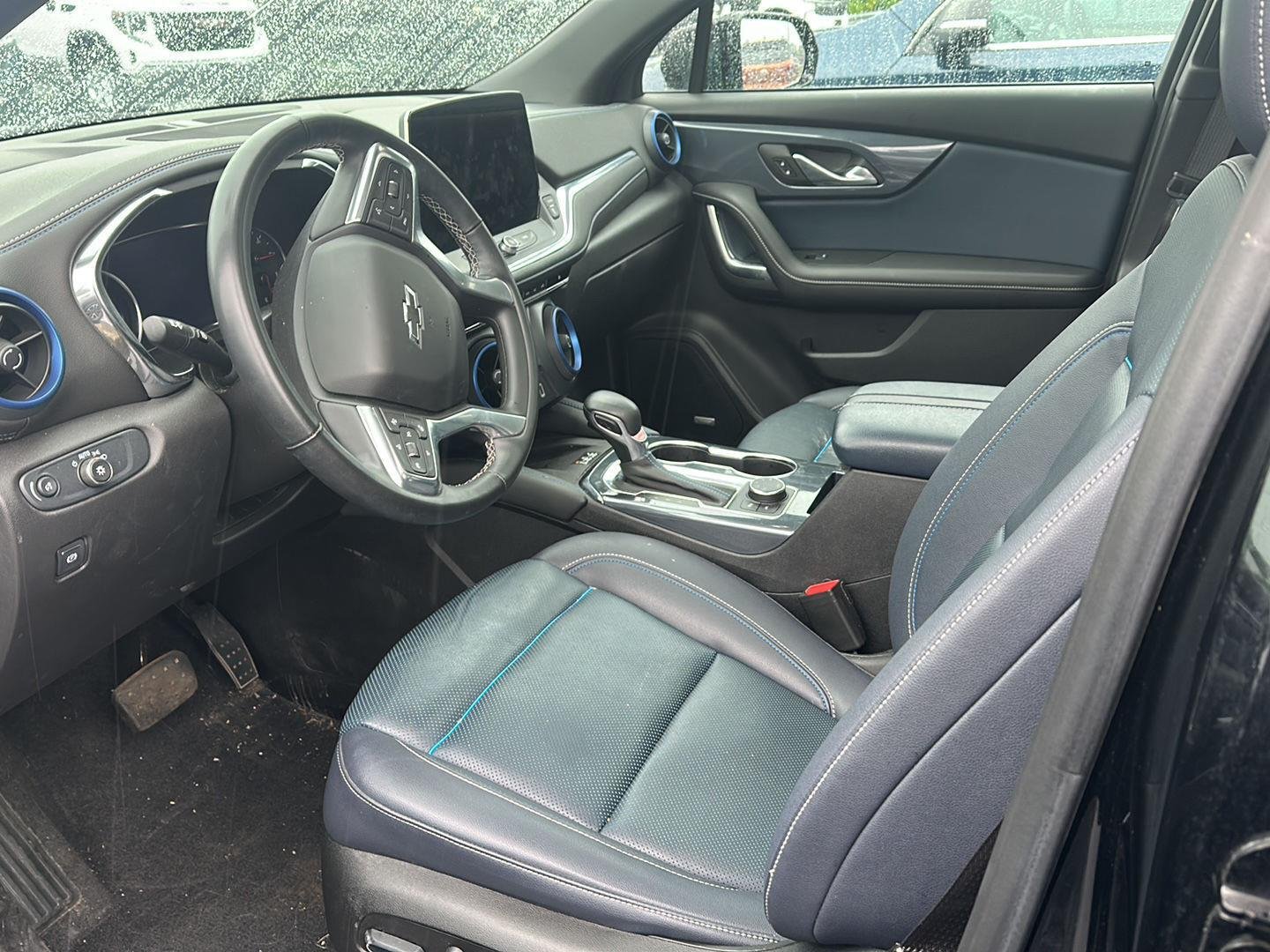 Used 2025 Black Chevrolet RS image 7