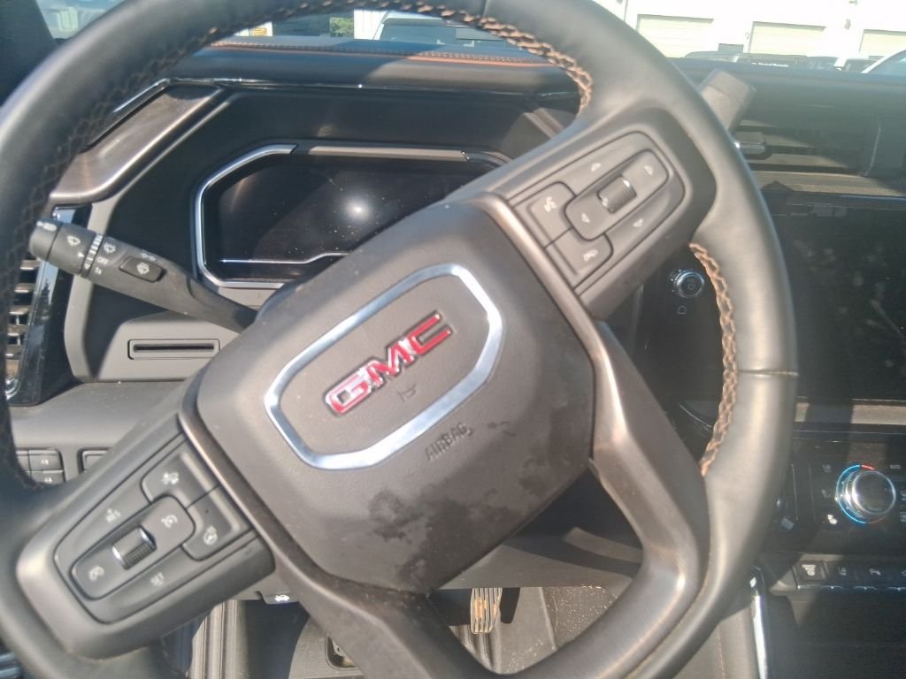 Used 2025 Silver GMC AT4 image 11