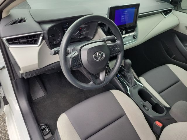Used 2023 White Toyota LE image 15