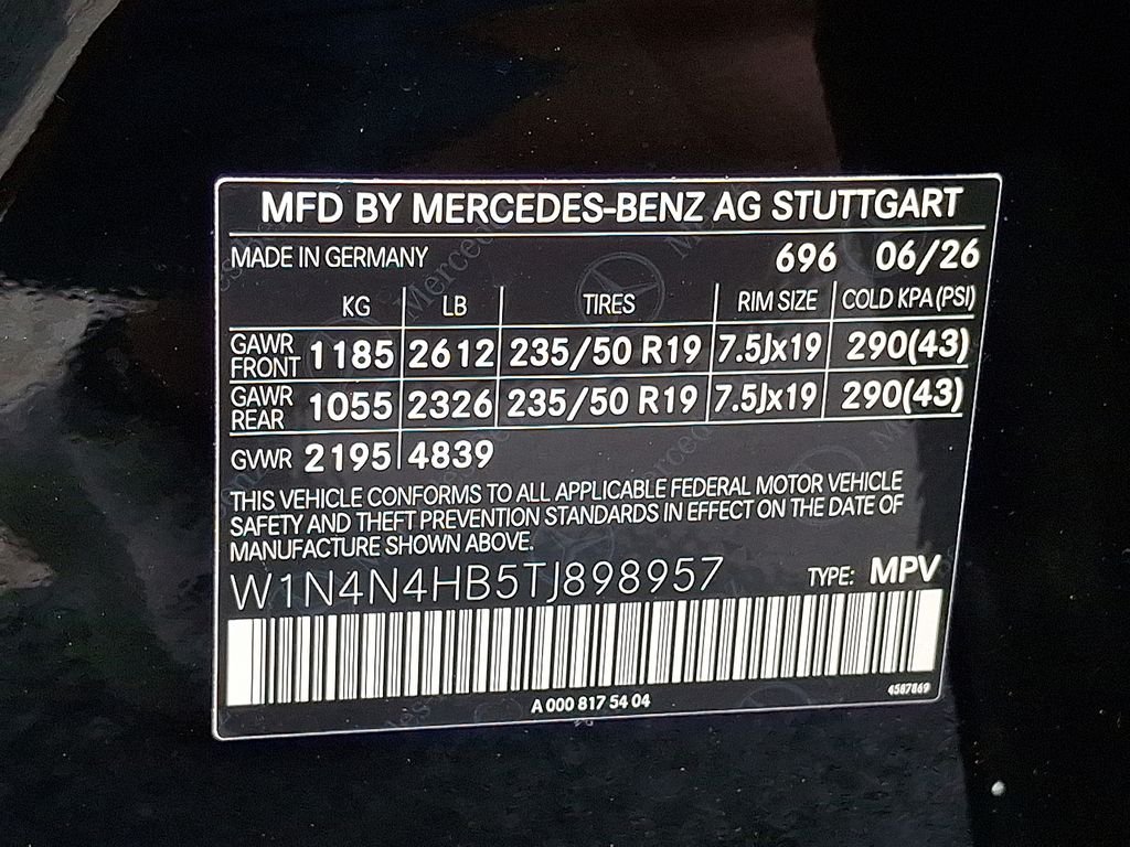 New 2026 Night Black Mercedes-Benz GLA 250 image 18