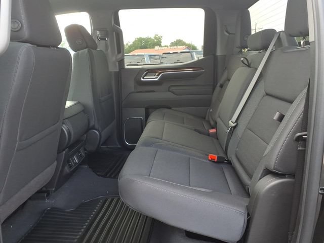 New 2026 Onyx Black GMC Elevation image 10
