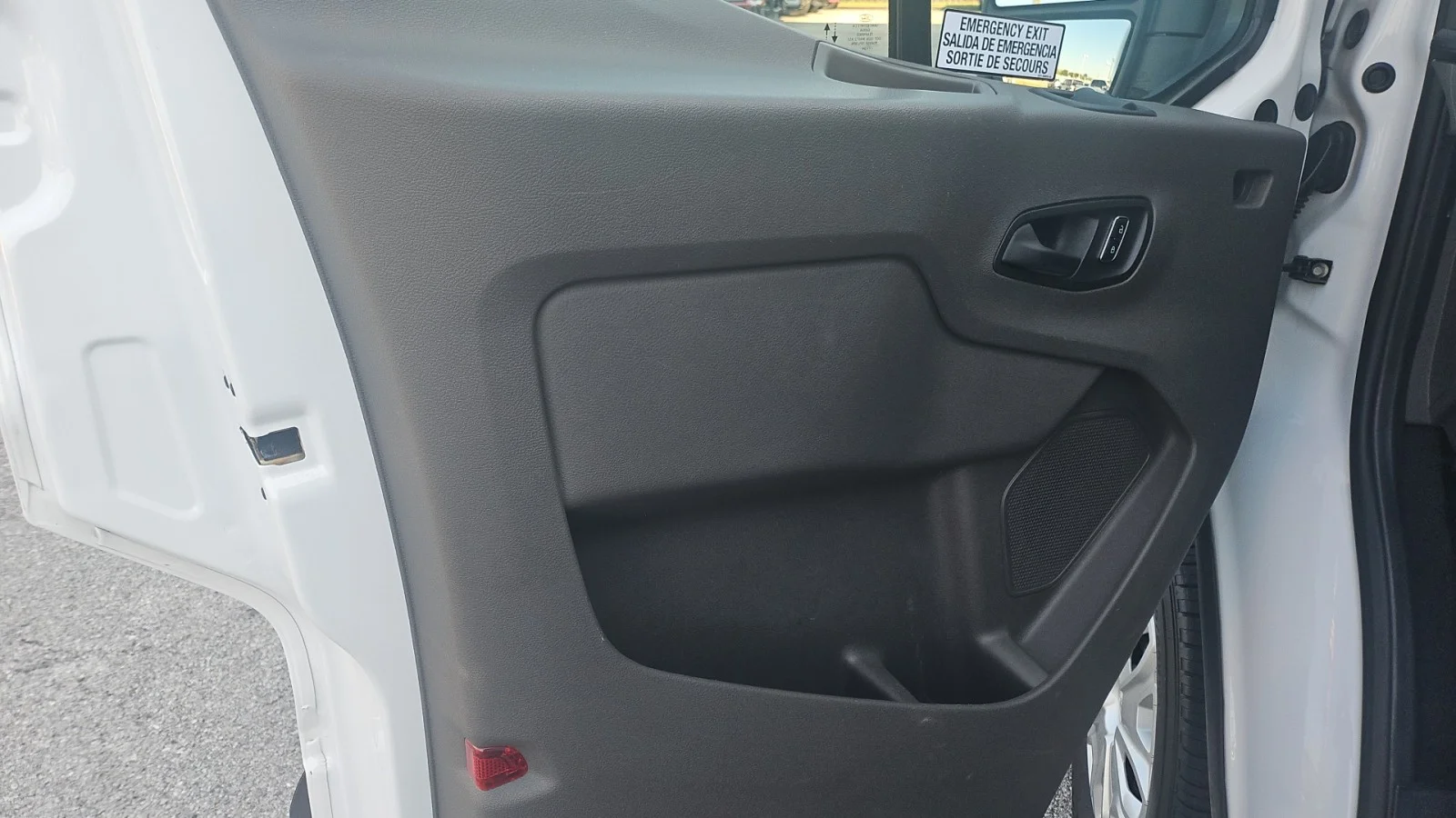 Used 2024 White Ford 350 XLT LR RWD image 10