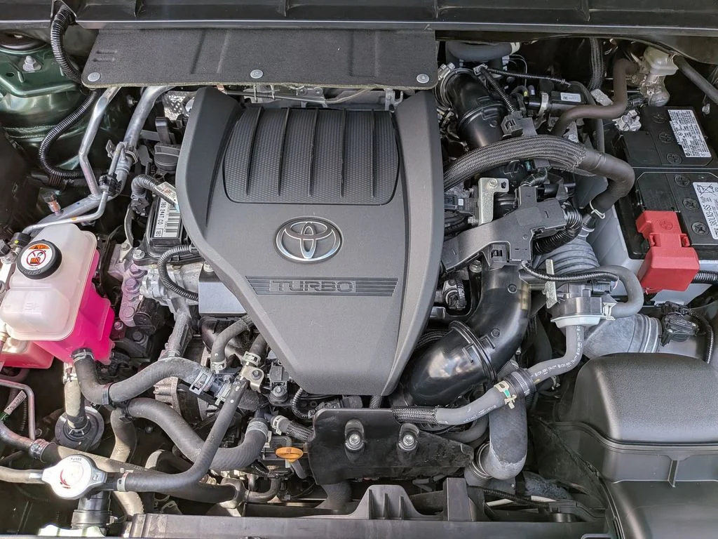 Used 2023 Green Toyota XLE image 36