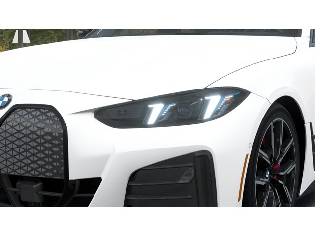 New 2026 Alpine White BMW  image 6