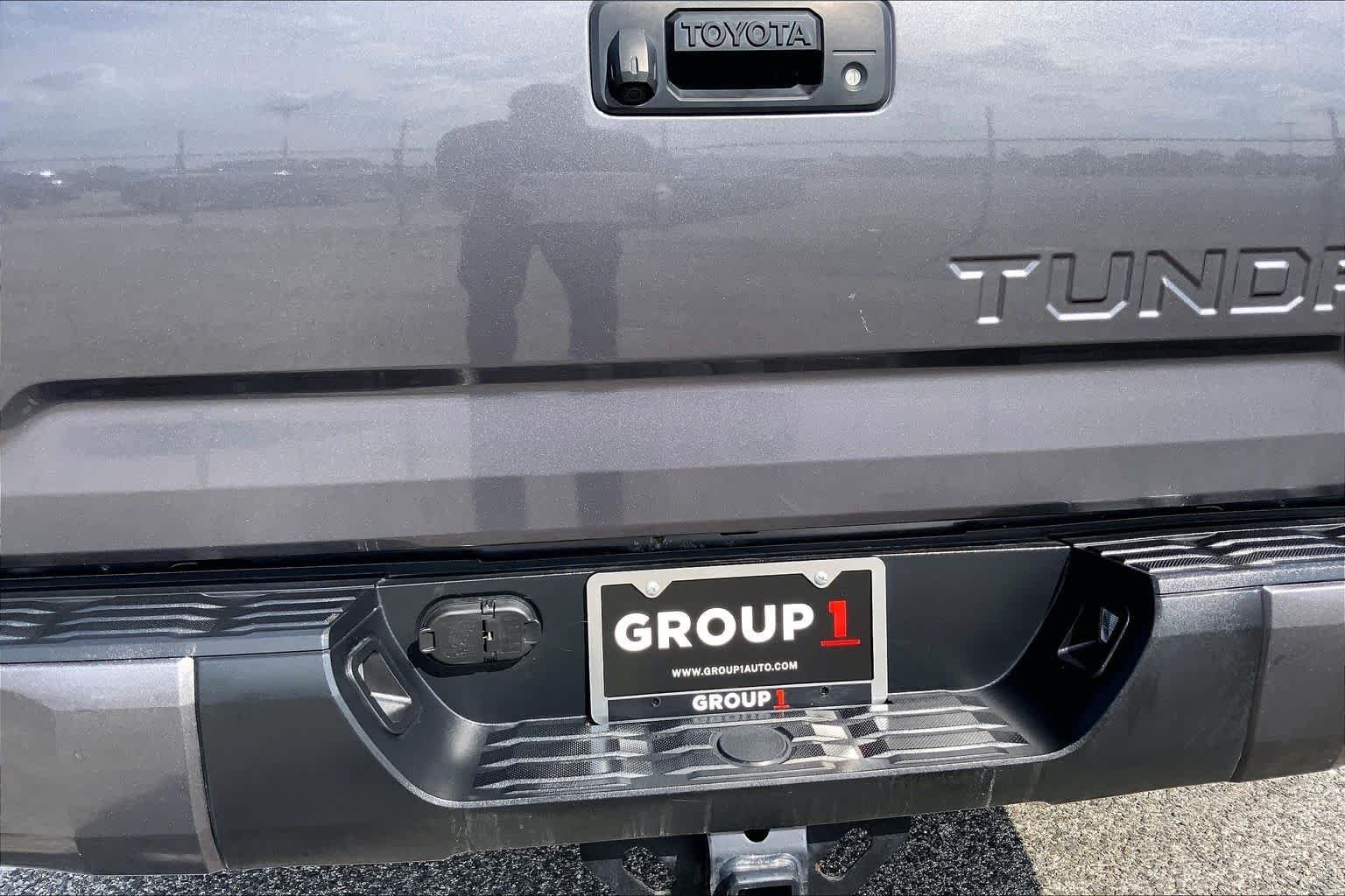 Used 2019 Magnetic Gray Metallic Toyota SR5 image 10