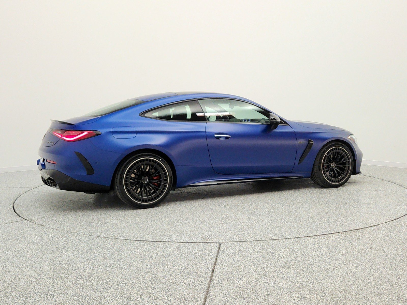 New 2026 MANUFAKTUR Starling Blue Magno Mercedes-Benz AMG® CLE 53 4MATIC+ Coupe image 5