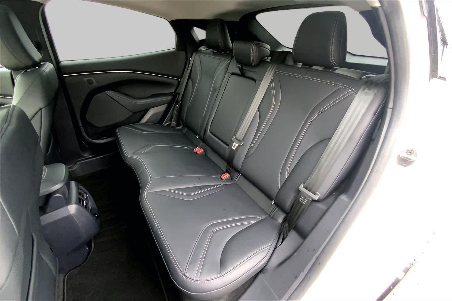 Used 2024 Star White Ford Premium image 20