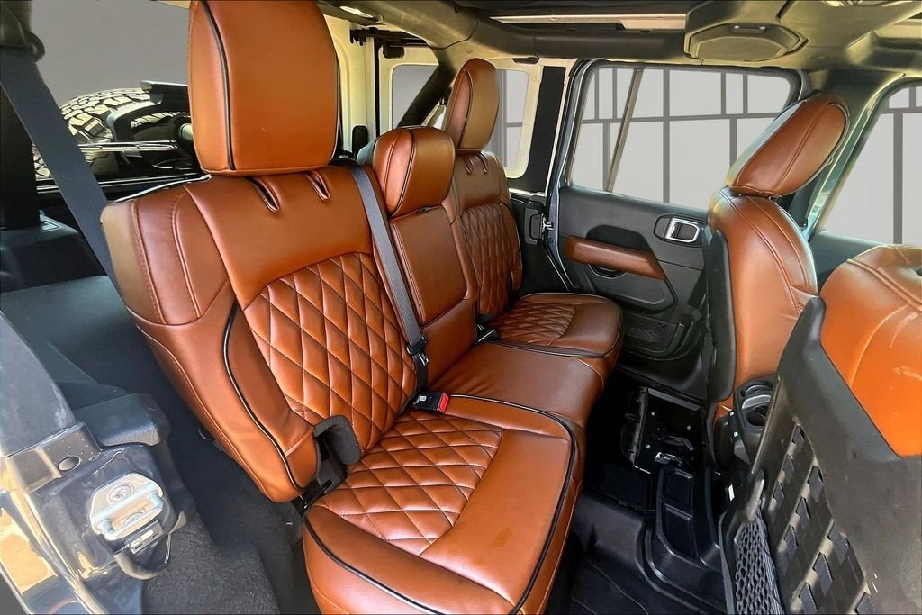 Used 2021 Black Clearcoat Jeep Unlimited Rubicon 392 image 27
