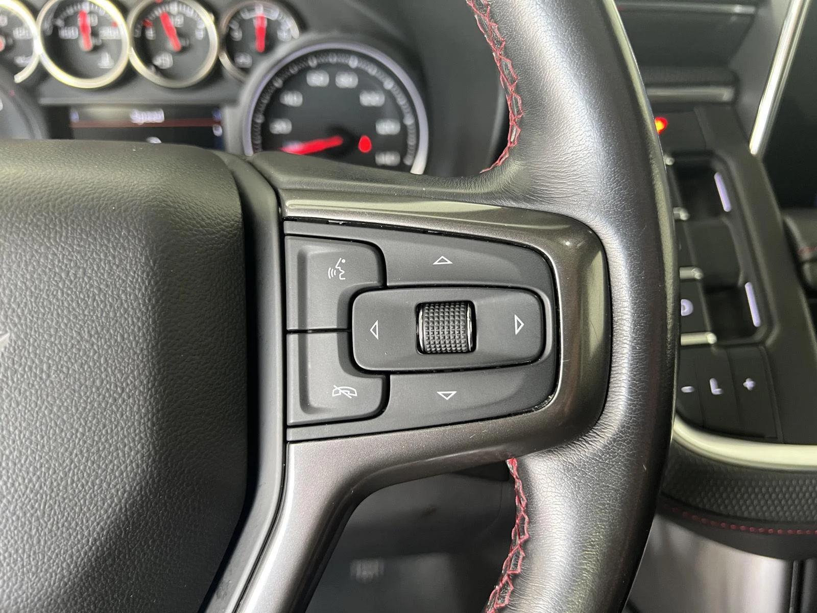 Used 2021 Steel Metallic Chevrolet RST image 13