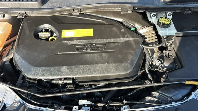 Used 2015 Ingot Silver Ford SE image 29
