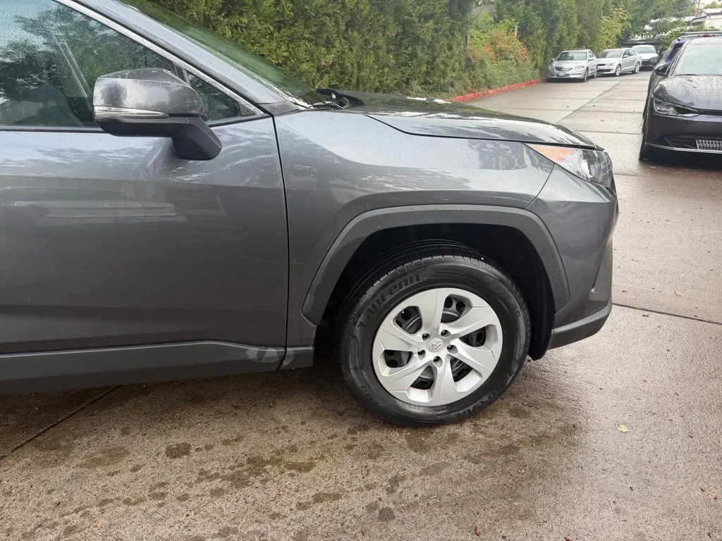 Used 2020 Magnetic Gray Metallic Toyota LE image 3