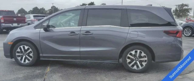 Used 2025 Modern Steel Metallic Honda EX-L image 8