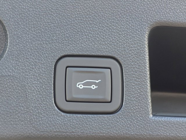 New 2027 Sterling Gray Metallic Chevrolet RS image 31