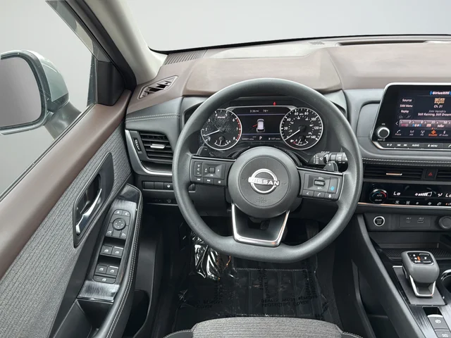 Used 2023 Silver Nissan SV image 38