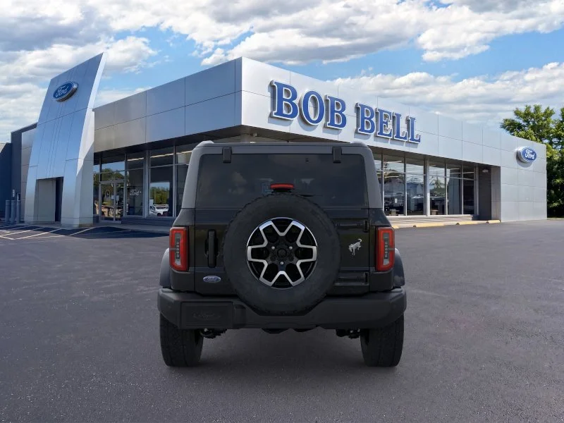 New 2026 Shadow Black Ford Outer Banks® image 5