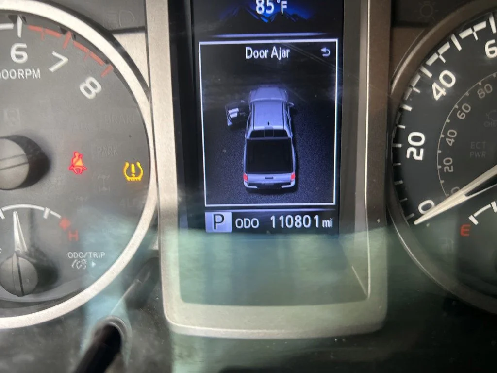 Used 2019 Silver Toyota SR5 image 41