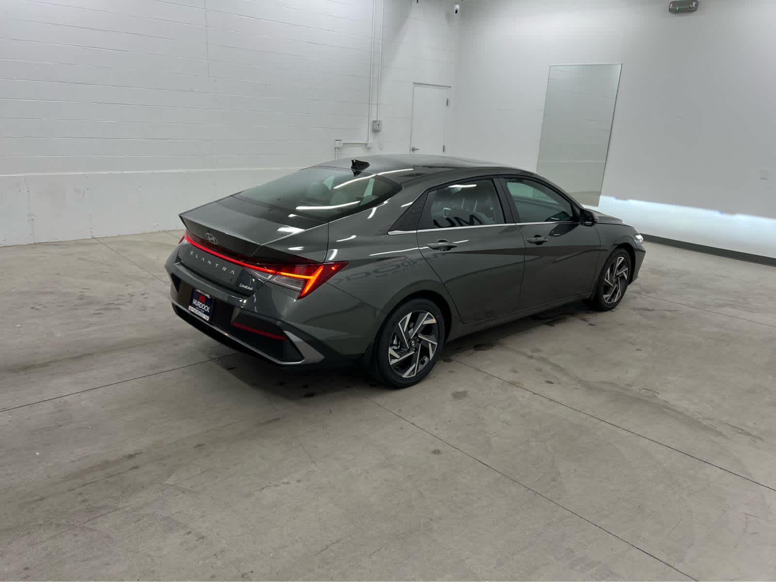 New 2026 Amazon Gray Hyundai Limited image 4