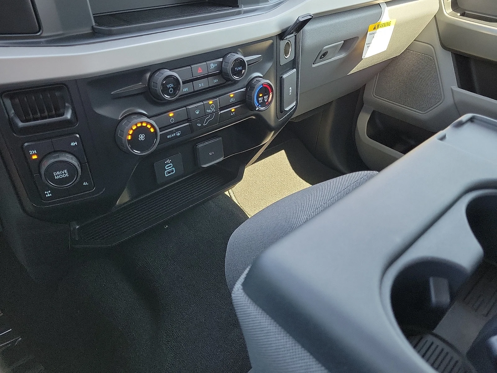 New 2026 Agate Black Metallic Ford F-350&reg; XL image 18