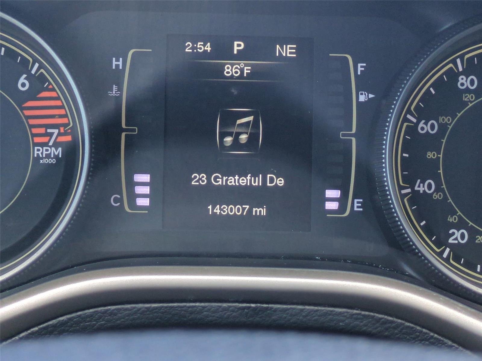 Used 2016 Granite Crystal Metallic Clearcoat Jeep Latitude image 23