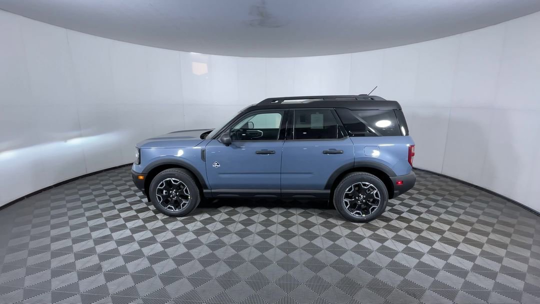 New 2026 Azure Gray Metallic Tri-Coat Ford Outer Banks image 6