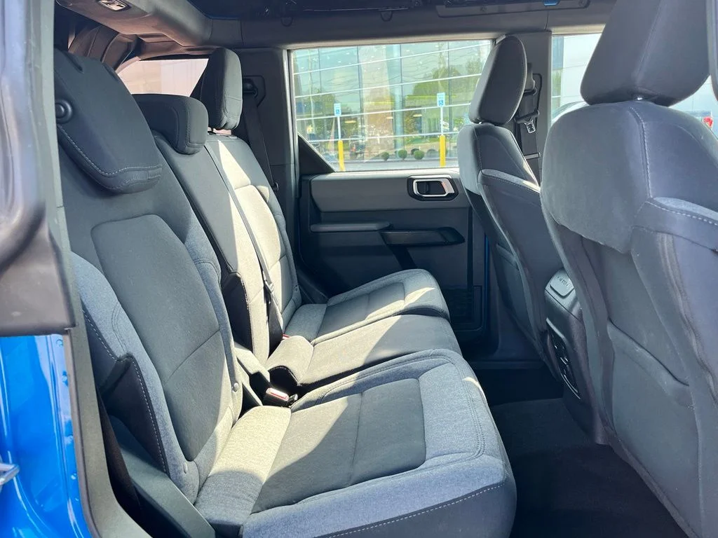 Used 2023 Blue Ford Base image 8