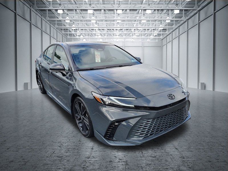 Used 2025  Toyota XSE image 3