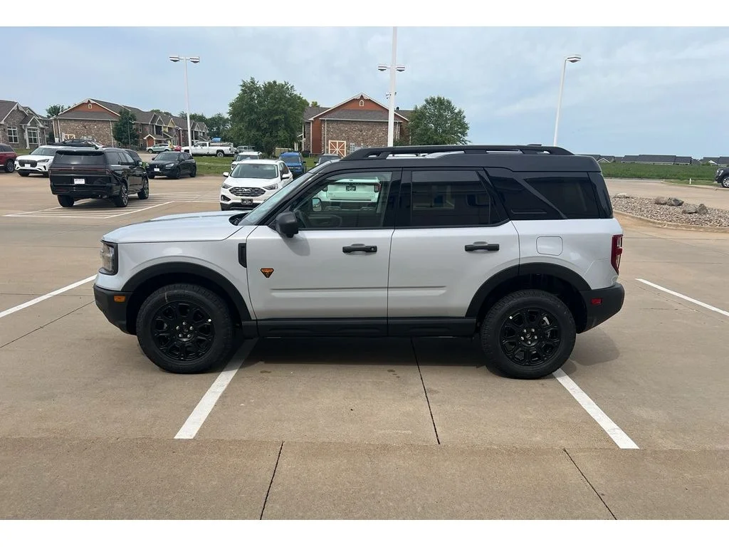 New 2026 Space White Metallic Ford Badlands® image 5