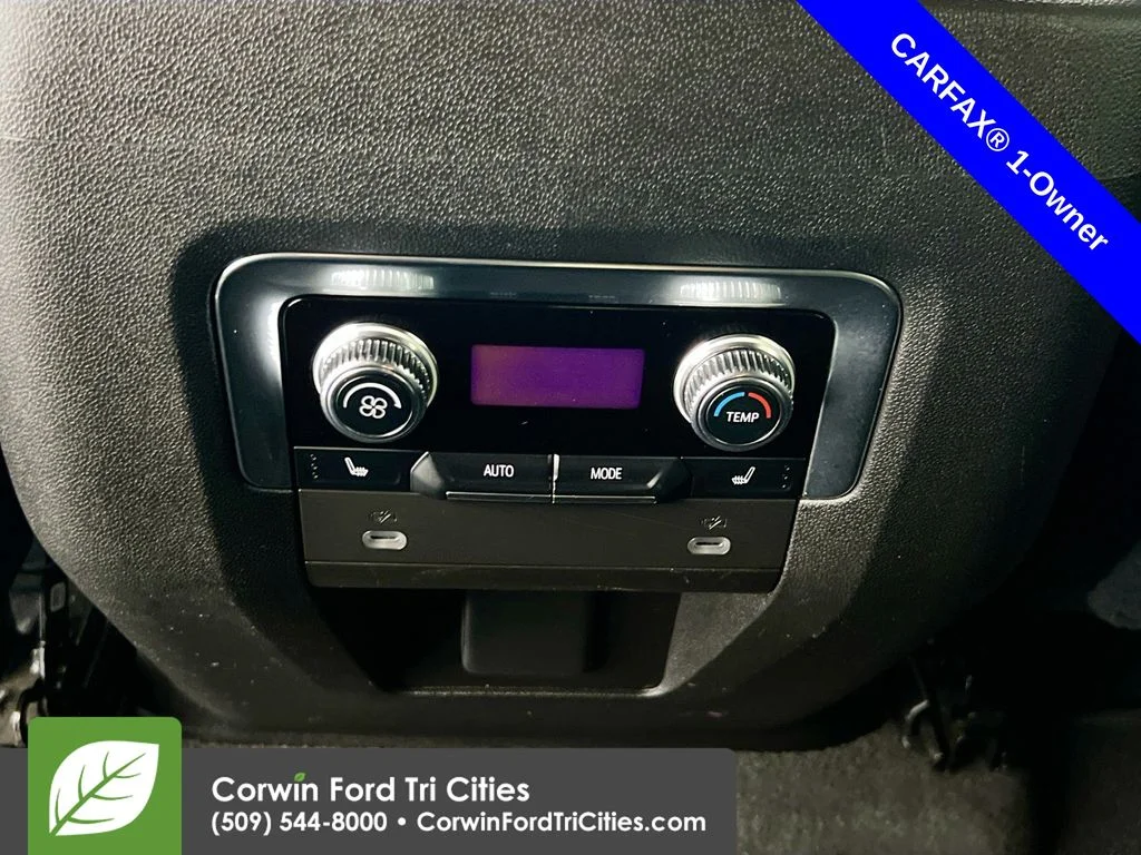 Used 2022 Summit White GMC AT4 image 32