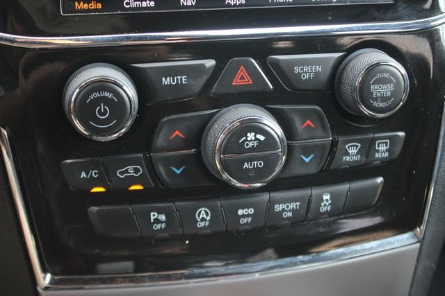 Used 2021 Red Jeep Limited image 9