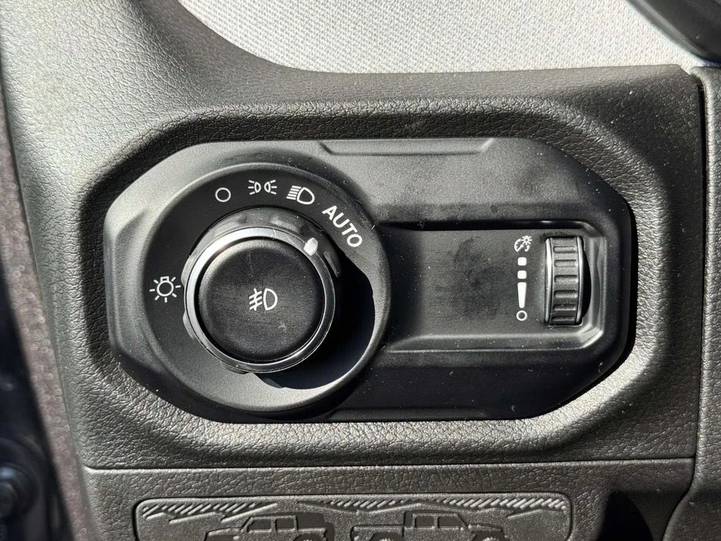 2025 Jeep Wrangler 4-Door Sport S - Photo 28