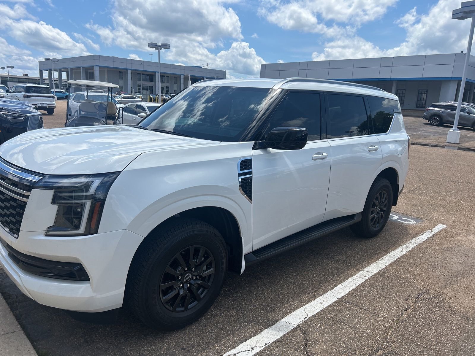 2025 Nissan Armada SV 4X2's photo