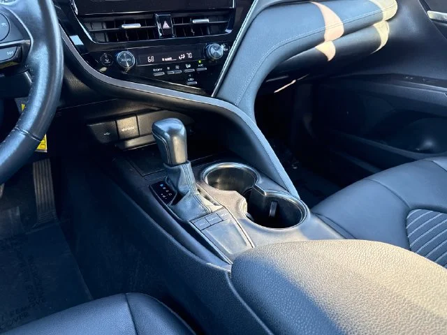 Used 2022 White Toyota SE image 10