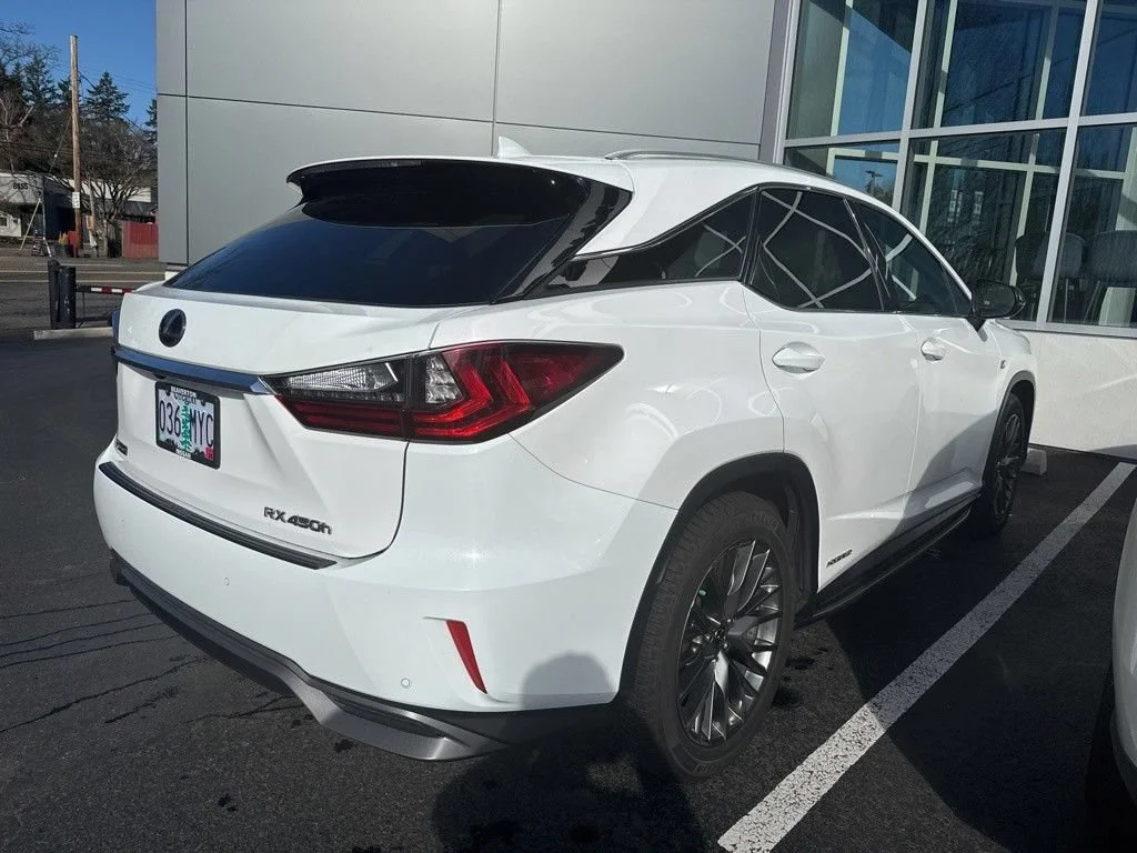 Used 2018 White Lexus 450h F Sport image 2
