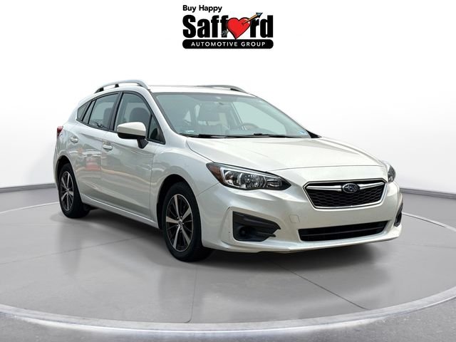 Used 2019 White Subaru 2.0i Premium image 9