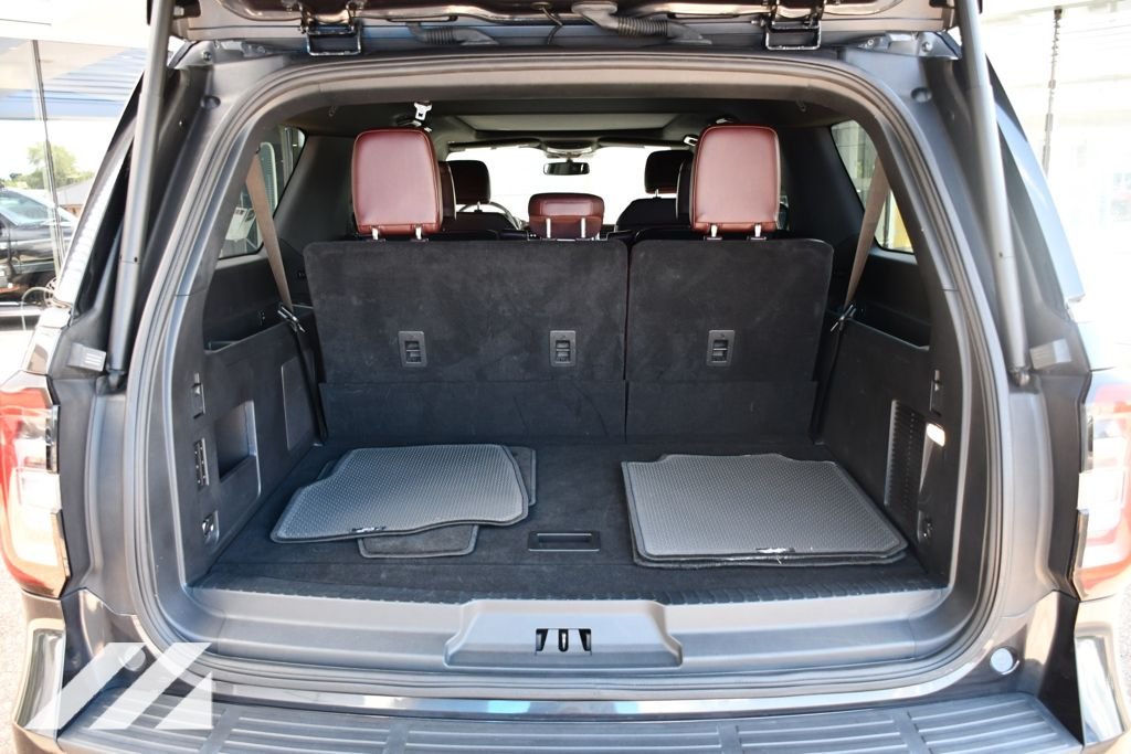 Used 2023  Ford Limited image 26