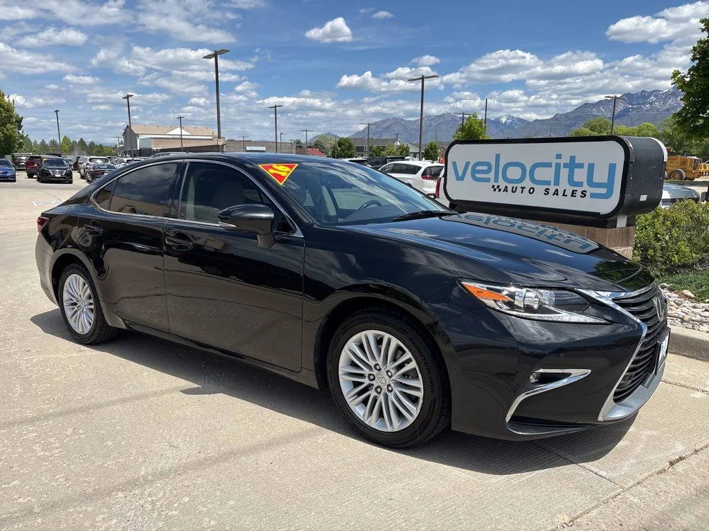 2016 Lexus ES 350 350's photo
