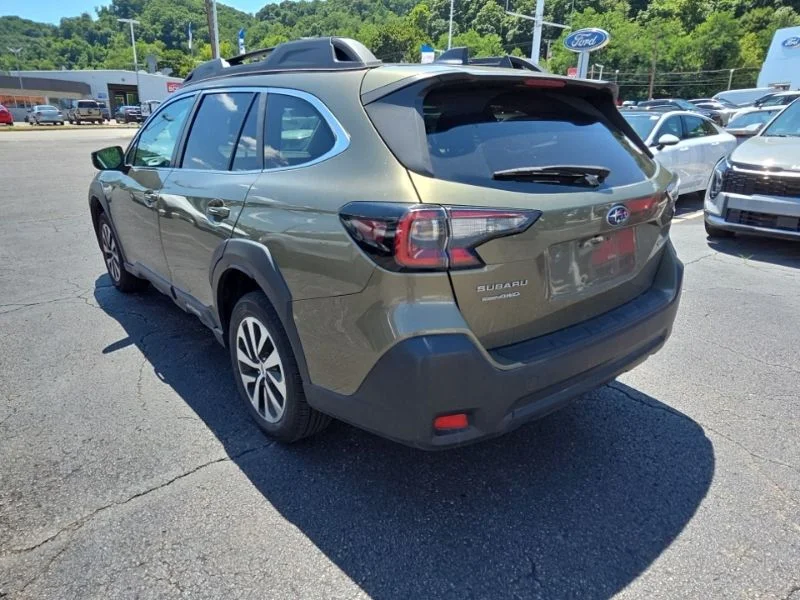 Used 2024 Brown Subaru Premium image 5